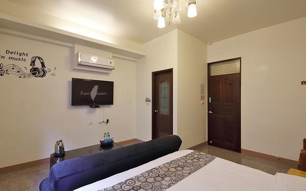 Redbean Guesthouse Wujie Exterior photo